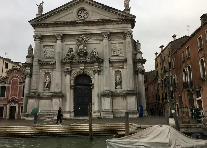 San Stae Casa Aurora